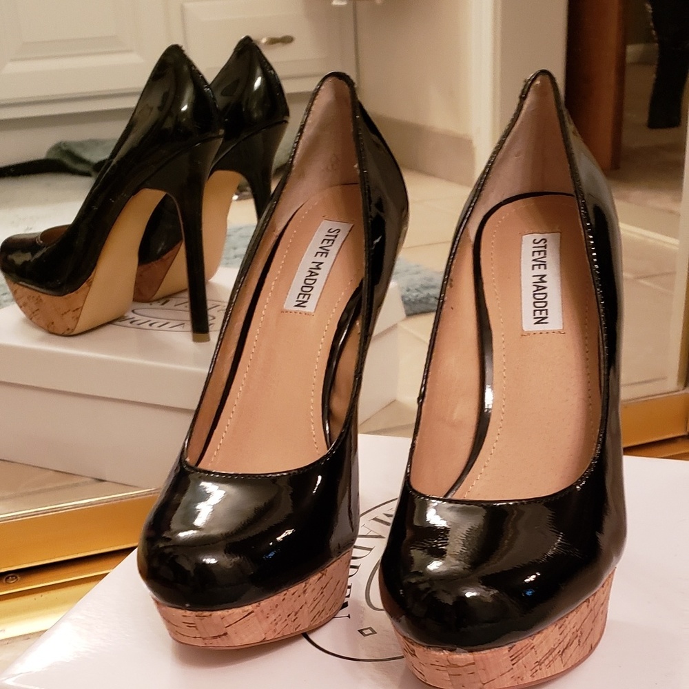 Steve Madden bevv-c black patent